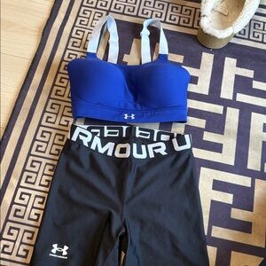 Under Armour Set Top 32DD Bottoms M